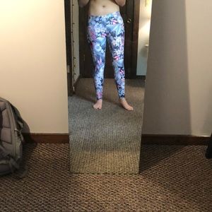 Funky American Eagle leggings